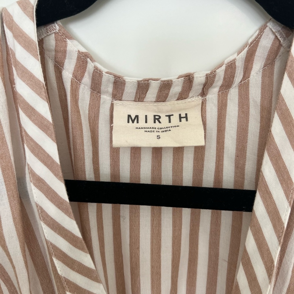 Chic Striped Maxi Dress in Cream - Picture 5 of 5